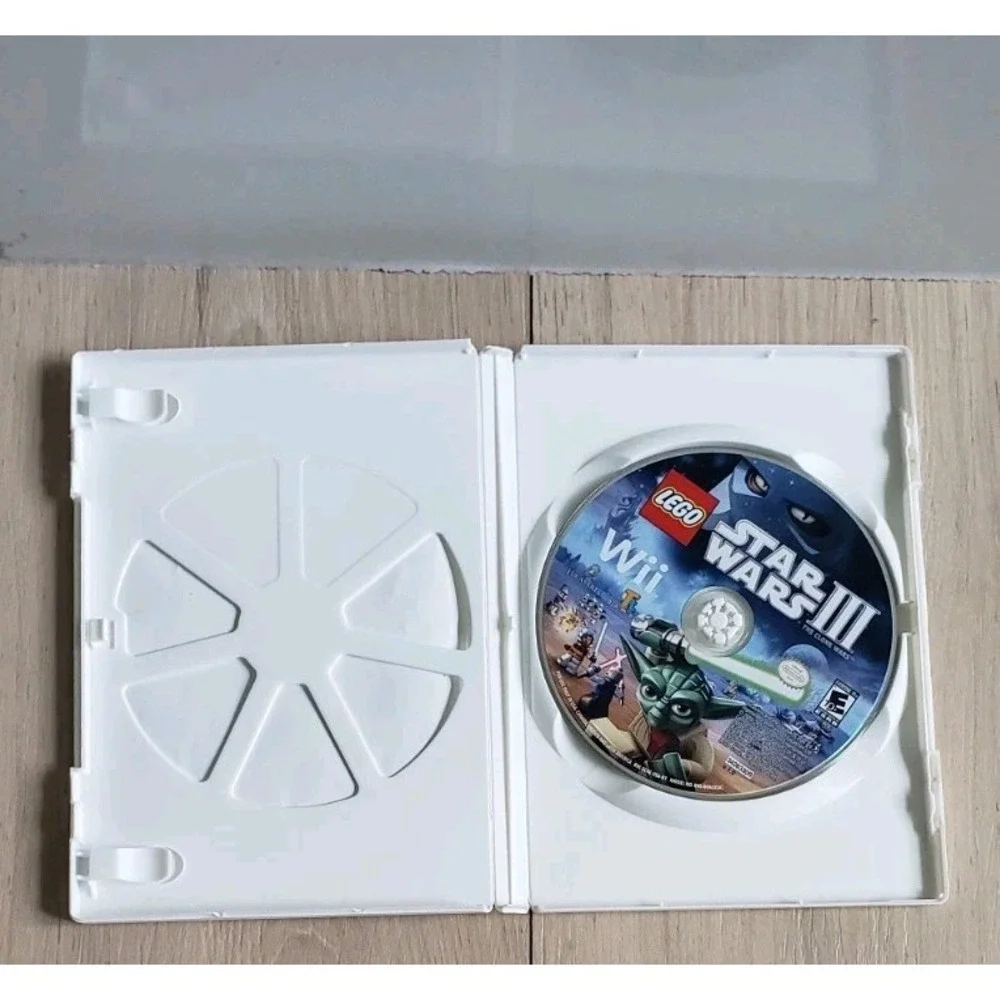 LEGO Star Wars III The Clone Wars Nintendo Wii 2011 Video Game - no manual
